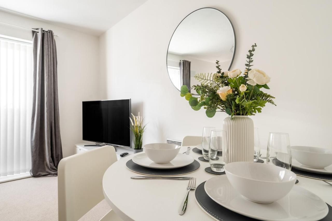 Lovely Modern 2 Bed City Centre Apartment With Free Parking - Double Or Twin Beds Available Вулвергемптон Екстер'єр фото