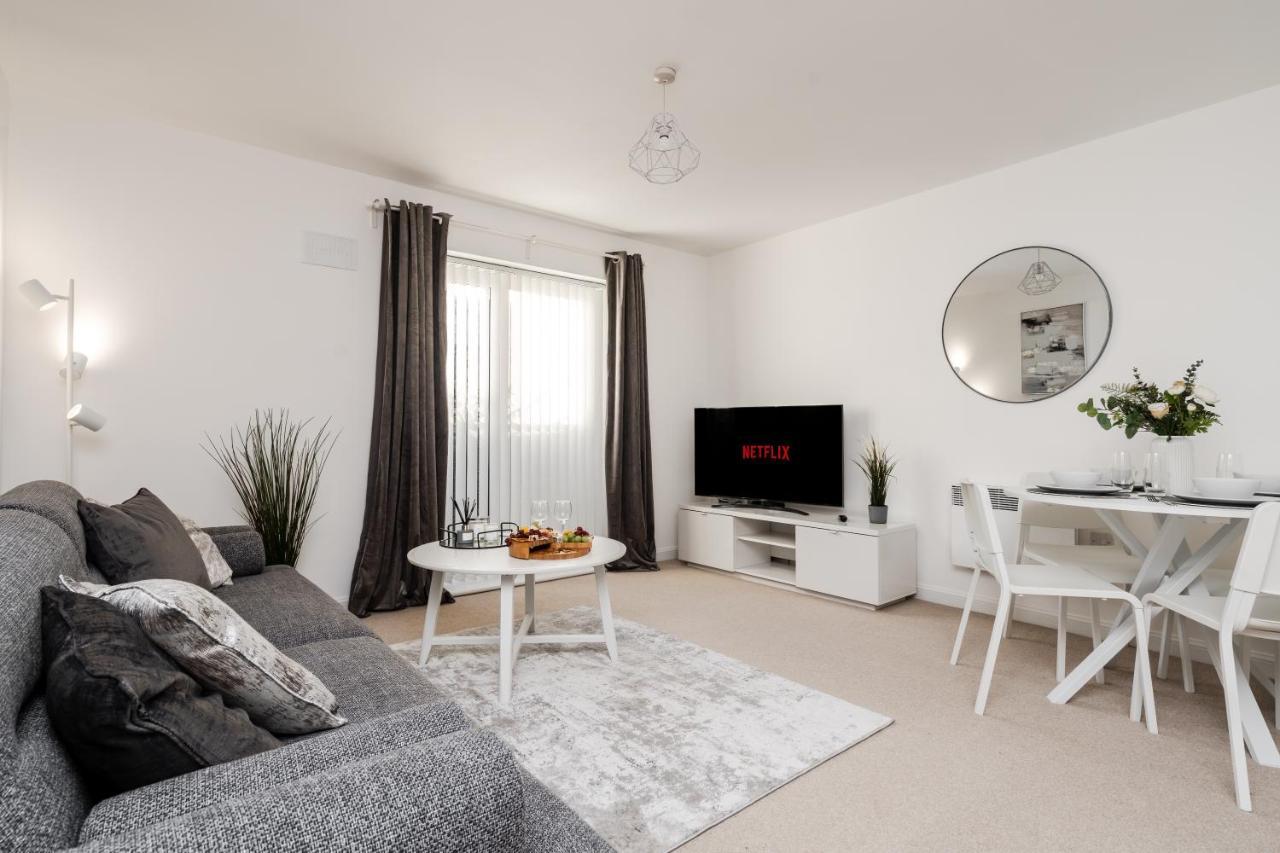 Lovely Modern 2 Bed City Centre Apartment With Free Parking - Double Or Twin Beds Available Вулвергемптон Екстер'єр фото